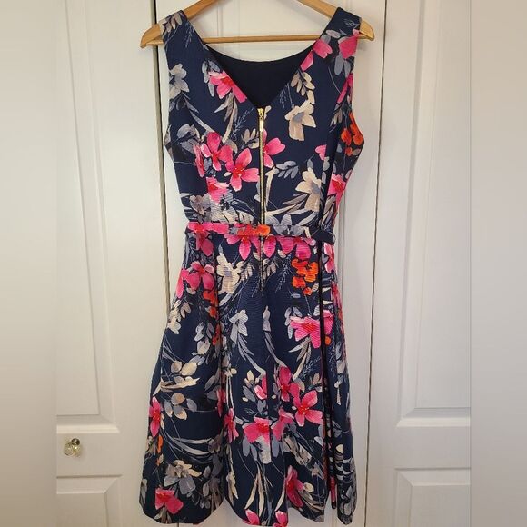 Eliza J Fit & Flare Floral Belted Dress Blue Pink Side Pockets Size 14 - Picture 10 of 16